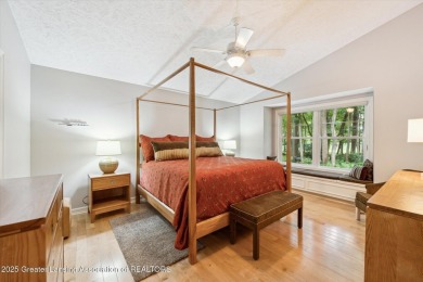 Stunning 3-4 bedroom, 3 bath one owner ranch style condo in the on Hawk Hollow Golf Course  in Michigan - for sale on GolfHomes.com, golf home, golf lot