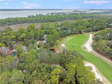 Great renovation awaiting your finishing touch! This 1-bedroom on Harbour Town Golf Links in South Carolina - for sale on GolfHomes.com, golf home, golf lot