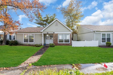 Price Adjustment!! This Stratford model is well taken care of on Leisure Village West Assoc. in New Jersey - for sale on GolfHomes.com, golf home, golf lot