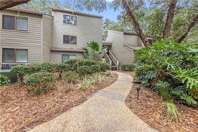 Great renovation awaiting your finishing touch! This 1-bedroom on Harbour Town Golf Links in South Carolina - for sale on GolfHomes.com, golf home, golf lot