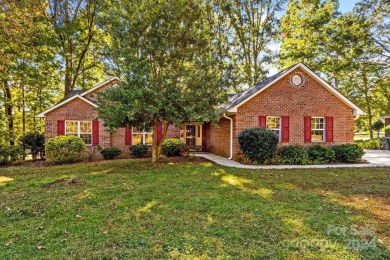 This is the one--perfect for every buyer! Located minutes from on Corbin Hills Golf Club in North Carolina - for sale on GolfHomes.com, golf home, golf lot