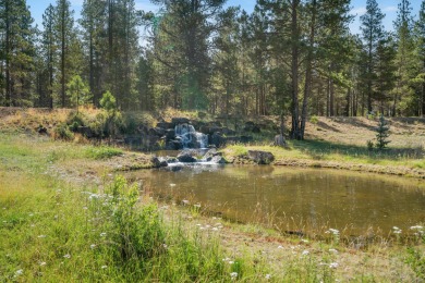 Stunning two level Aspen plan with water views. Time limited on Sunriver Caldera Springs Golf Course in Oregon - for sale on GolfHomes.com, golf home, golf lot