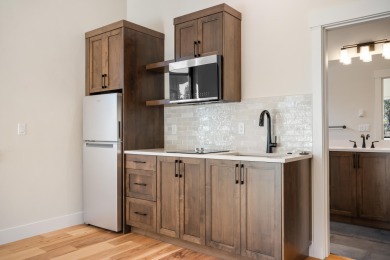 Stunning two level Aspen plan with water views. Time limited on Sunriver Caldera Springs Golf Course in Oregon - for sale on GolfHomes.com, golf home, golf lot
