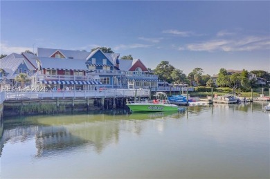 Great renovation awaiting your finishing touch! This 1-bedroom on Harbour Town Golf Links in South Carolina - for sale on GolfHomes.com, golf home, golf lot