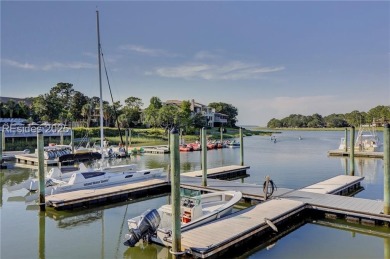 Great renovation awaiting your finishing touch! This 1-bedroom on Harbour Town Golf Links in South Carolina - for sale on GolfHomes.com, golf home, golf lot