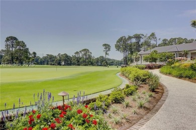 Great renovation awaiting your finishing touch! This 1-bedroom on Harbour Town Golf Links in South Carolina - for sale on GolfHomes.com, golf home, golf lot