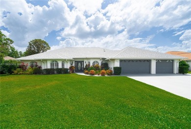 Stunning 4BR/4BA POOL HOME ideal for families and entertaining! on Sun n Lake Golf and Country Club in Florida - for sale on GolfHomes.com, golf home, golf lot