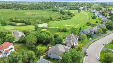 What more could you ask for... main level living, golf course on Boulder Pointe Golf Club in Minnesota - for sale on GolfHomes.com, golf home, golf lot