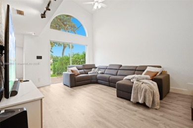 This beautiful 3 bedrooms, 2 1/2 bathrooms, 2-car garage on Grand Palms Hotel and Golf Resort in Florida - for sale on GolfHomes.com, golf home, golf lot