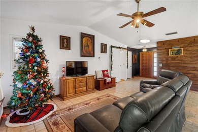 GREAT LOCATION!!! This well-maintained 4 BEDROOM, 2 BATHROOM on Hidden Lakes Golf Club in Florida - for sale on GolfHomes.com, golf home, golf lot