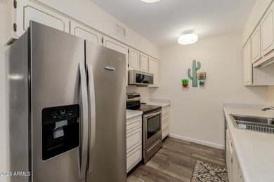 Welcome to this 1 Bedroom 1 Bath Garden-Style Home in Sun City on Pebblebrook Golf Course in Arizona - for sale on GolfHomes.com, golf home, golf lot