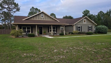 WELCOME HOME!! Located in highly sought after community of Buck on Chiefland Golf and Country Club in Florida - for sale on GolfHomes.com, golf home, golf lot
