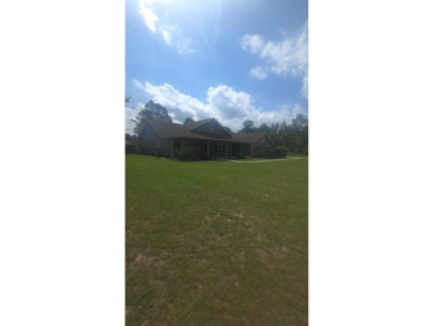 WELCOME HOME!! Located in highly sought after community of Buck on Chiefland Golf and Country Club in Florida - for sale on GolfHomes.com, golf home, golf lot