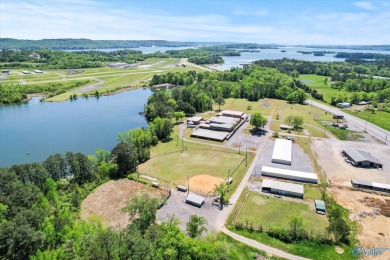 Prime 20-acre waterfront property w/ approx. 2700 feet of main on Gunters Landing in Alabama - for sale on GolfHomes.com, golf home, golf lot