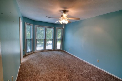 Fall in love with life at Lakewood in this beautifully on Lakewood Oaks Golf Club, Ltd. in Missouri - for sale on GolfHomes.com, golf home, golf lot