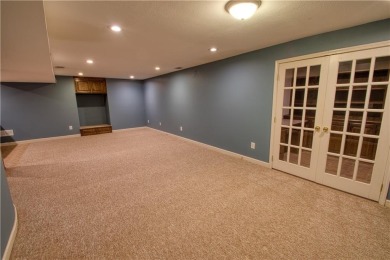 Fall in love with life at Lakewood in this beautifully on Lakewood Oaks Golf Club, Ltd. in Missouri - for sale on GolfHomes.com, golf home, golf lot