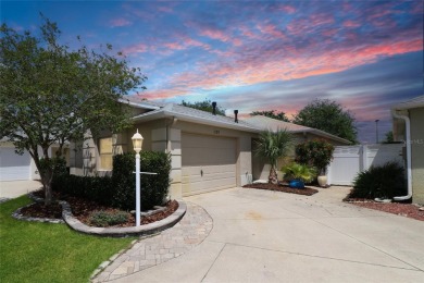 REDUCED PRICE, NOW INCLUDES GOLF CART.  Welcome in to this on The Links of Spruce Creek in Florida - for sale on GolfHomes.com, golf home, golf lot