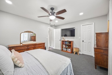 Welcome to easy living in one of Freehold Township's most on Raintree Golf Course in New Jersey - for sale on GolfHomes.com, golf home, golf lot