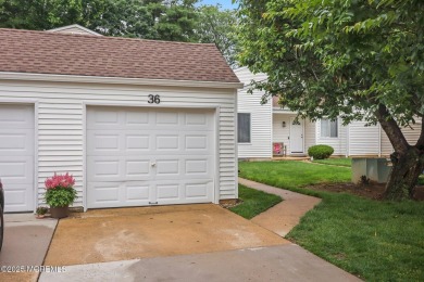 Welcome to easy living in one of Freehold Township's most on Raintree Golf Course in New Jersey - for sale on GolfHomes.com, golf home, golf lot