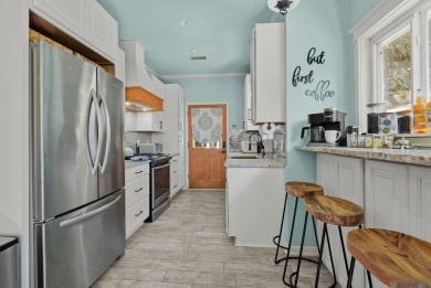 Charming Mid City Cottage with Timeless Elegance. THIS HOME IS on Webb Park Golf Course in Louisiana - for sale on GolfHomes.com, golf home, golf lot
