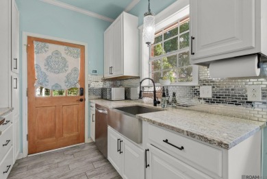 Charming Mid City Cottage with Timeless Elegance. THIS HOME IS on Webb Park Golf Course in Louisiana - for sale on GolfHomes.com, golf home, golf lot
