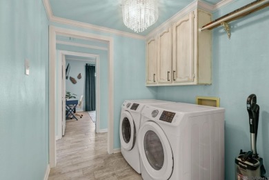 Charming Mid City Cottage with Timeless Elegance. THIS HOME IS on Webb Park Golf Course in Louisiana - for sale on GolfHomes.com, golf home, golf lot