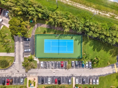 ***MOTIVATED SELLER*** This property may qualify for 5.625% rate on Flamingo Lakes Country Club in Florida - for sale on GolfHomes.com, golf home, golf lot
