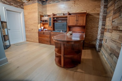 Comfortable and functional this 3-bedroom 2.5 bath is on Reynolds Lake Oconee - The Oconee in Georgia - for sale on GolfHomes.com, golf home, golf lot
