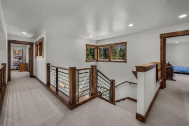 Experience the perfect blend of quality and lifestyle in this on  in Oregon - for sale on GolfHomes.com, golf home, golf lot