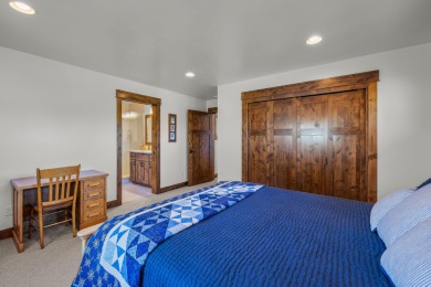 Experience the perfect blend of quality and lifestyle in this on  in Oregon - for sale on GolfHomes.com, golf home, golf lot