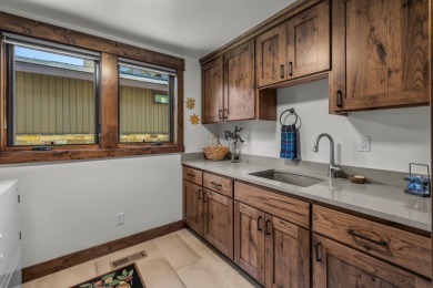 Experience the perfect blend of quality and lifestyle in this on  in Oregon - for sale on GolfHomes.com, golf home, golf lot
