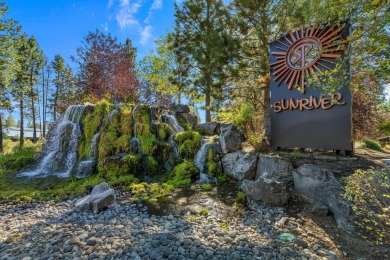 Experience the perfect blend of quality and lifestyle in this on  in Oregon - for sale on GolfHomes.com, golf home, golf lot