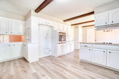 Stunning home with lots of space!  This 3 bedroom home has 2 on Duncan Golf and Country Club in Oklahoma - for sale on GolfHomes.com, golf home, golf lot