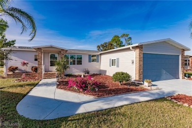 This lovely 2 bedroom/2 bath home has a split bedroom floor plan on Pine Lakes Country Club in Florida - for sale on GolfHomes.com, golf home, golf lot