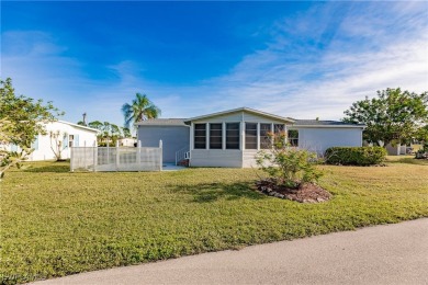 This lovely 2 bedroom/2 bath home has a split bedroom floor plan on Pine Lakes Country Club in Florida - for sale on GolfHomes.com, golf home, golf lot