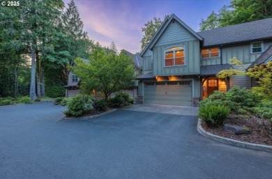 Lovely townhouse right on the fairway of Foxglove at the Resort on  in Oregon - for sale on GolfHomes.com, golf home, golf lot