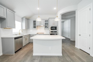 Welcome to 3020 Tea Olive Drive -- a stunning blend of luxury on Heath Golf and Yacht Club in Texas - for sale on GolfHomes.com, golf home, golf lot