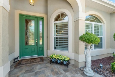 Under contract-accepting backup offers. Experience PREMIER on The Links of Spruce Creek in Florida - for sale on GolfHomes.com, golf home, golf lot