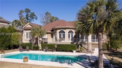 Welcome to this traditional 4-bed, 4.5-bath home in Wexford on Wexford Golf Club in South Carolina - for sale on GolfHomes.com, golf home, golf lot