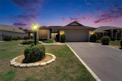 Charming Single-Family Home in Desirable Caloosa Palms II - Sun on Caloosa Greens Executive Golf Course in Florida - for sale on GolfHomes.com, golf home, golf lot