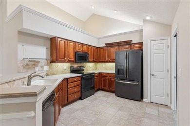 Welcome to this meticulously maintained 3-bedroom, 2-bathroom on Windermere Golf Club in Georgia - for sale on GolfHomes.com, golf home, golf lot