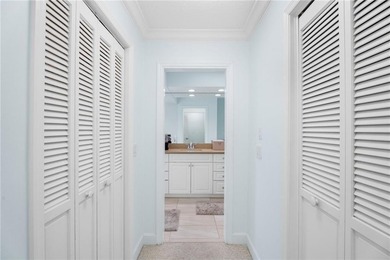 ''Golfer's Choice''! This 3BD/3BA charming home directly on on Bent Pine Golf Club in Florida - for sale on GolfHomes.com, golf home, golf lot