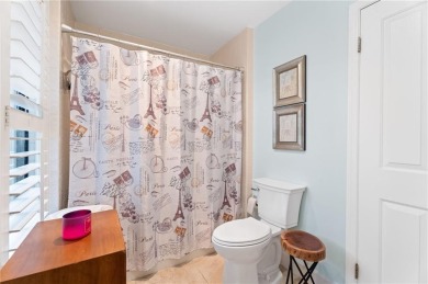''Golfer's Choice''! This 3BD/3BA charming home directly on on  in Florida - for sale on GolfHomes.com, golf home, golf lot