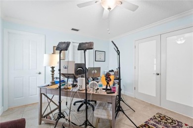 ''Golfer's Choice''! This 3BD/3BA charming home directly on on  in Florida - for sale on GolfHomes.com, golf home, golf lot