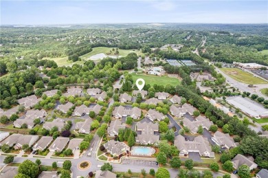 Welcome to this meticulously maintained 3-bedroom, 2-bathroom on Windermere Golf Club in Georgia - for sale on GolfHomes.com, golf home, golf lot
