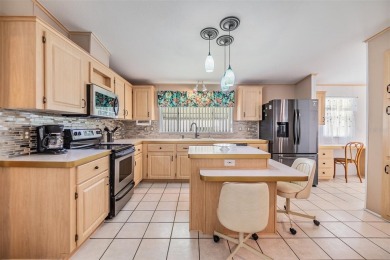 Bright and Beautiful!Welcome to this spacious 1,620 SF 3 bed, 2 on Betmar Acres Golf Club in Florida - for sale on GolfHomes.com, golf home, golf lot