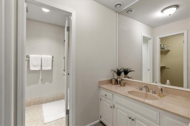 Welcome to this spacious 2-bedroom, 2-bath townhome perfectly on Leawood South Country Club in Kansas - for sale on GolfHomes.com, golf home, golf lot