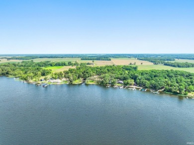 Rare Opportunity for Lakefront Living on Lake Tippecanoe! on Indian Hills Golf Club in Indiana - for sale on GolfHomes.com, golf home, golf lot