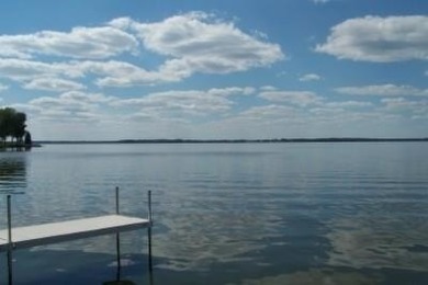Lake Arrowhead Lake Access Property! This excellent home site on Lake Arrowhead Golf Course - The Lakes in Wisconsin - for sale on GolfHomes.com, golf home, golf lot