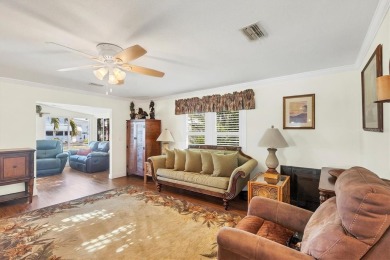 Lovely, Updated, 2/2 DW Mobile Home in Alameda Isles. Home on Boca Royale Golf and Country Club in Florida - for sale on GolfHomes.com, golf home, golf lot